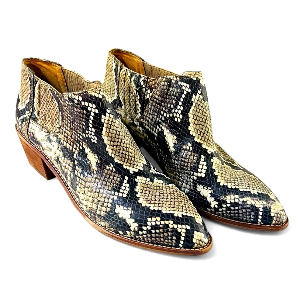 Madewell Sonia Chelsea Leather Snakeskin Embossed Ankle Boots Size 8 Fall Boots